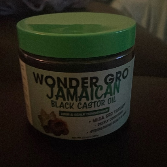 Hair growth grease with Jamaican black castor oil for all hair types💖 - Picture 1 of 4